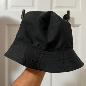Black Reversible Bucket Hat - Never Worn